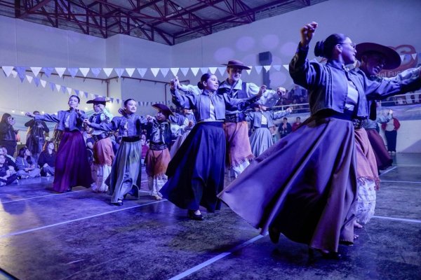 Con gran participación se celebró la peña "Costumbres Argentinas"